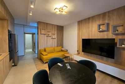 Apartament cu 3 camere decomandat în Crângași