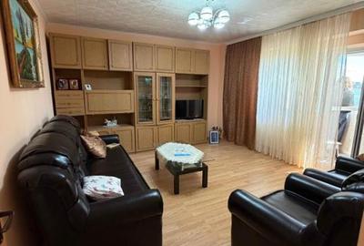 Vanzare 3camere cu Centrala vedere LAC  Crangasi  Bloc Reabilitat - 4