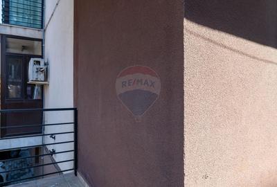 Dobroesti - vanzare apartament 3 camere, strada Marului - 27