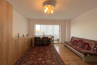 Apartament cu 2 camere semidecomandat, mobilat în Girocului