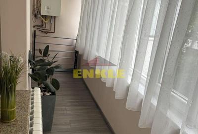 De închiriat apartament cu 3 camere, Bulevard - 6