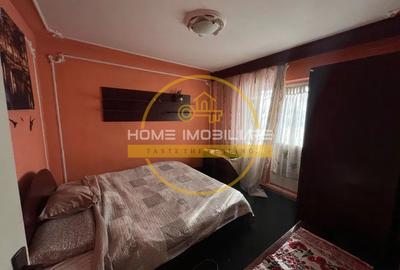 Apartament cu 3 camere decomandat, mobilat în Nicolina