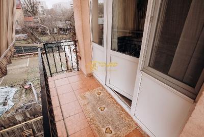 Garsoniera cu 2 paturi, zona Granit. - 8