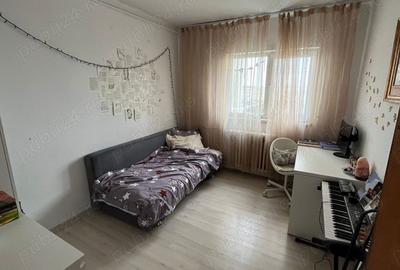 Apartament 4 camere de vanzare Uverturii