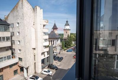 Apartament cu 4 camere de vânzare în zona Central - 6