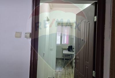 DE VANZARE Apartament 2 camere RENOVAT 2024 - 34