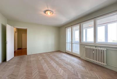 Apartament 3 Camere - Drumul Taberei - Necesita Renovare - 72 MP - 1