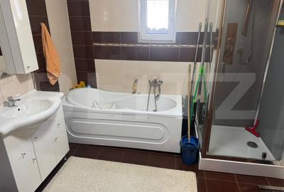 Casă spațioasă 7 camere, 247 mp, curte generoasa, amenajată-zona Dealul Florilor - 13