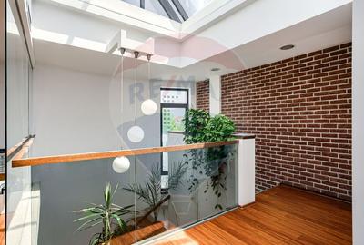 Clădire de birouri Micalaca pe principală, vad si vizibilitate sporită - 1