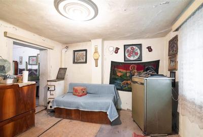 Casă individuală cu 2 camere în Episcopia Bihorului