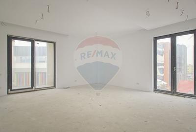 Apartament cu 3 camere decomandat în Centrul Civic