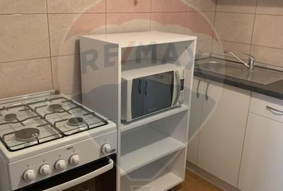 Apartament de vânzare cu două camere, pe strada Ploiești - 6