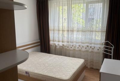 Apartament cu 2 camere decomandat, mobilat în Titan