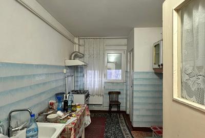 Apartament 2 camere decomandat, etaj 2, două balcoane – Micro 13 - 4
