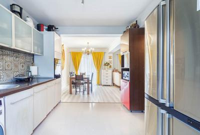 Vila în complexul Azur-Pipera,curte 100mp,loc de parcare,Comision0 - 7