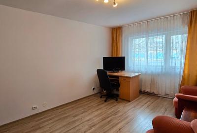 Inchiriez apartament 3 camere decomandat, 2 bai, parcare - 9