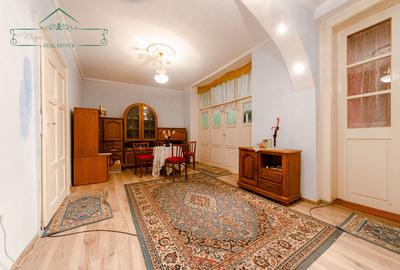 Apartament la curte comuna cu 4 camere si centrala proprie, zona Centrala, Arad - 8