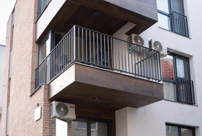 APARTAMENT 3 CAMERE + BALCON 41MP - ZONA MOSILOR - COMISION 0% - 20
