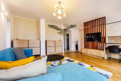 Apartament cu 3 camere semidecomandat în Bună Ziua