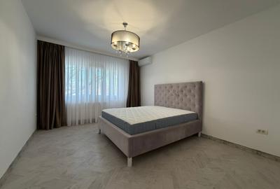 Apartament cu 3 camere decomandat în Aviatorilor