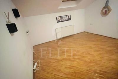 Spatiu 2 camere în zona Piata Stefan cel Mare, Turnul Croitorilor - 11