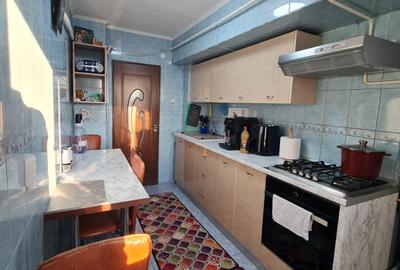 Vanzare apartament 4 camere dec, in Galati, Micro 39A, sup.91mp, mobilat - 6