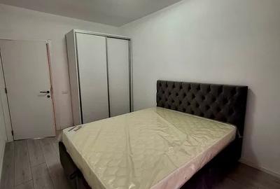Apartament cu 2 camere decomandat, mobilat în Păcii
