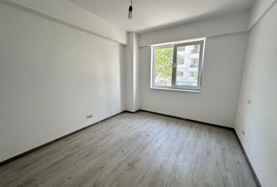 Apartament cu 2 camere, Bloc Nou, Metrou Aparatorii Patriei