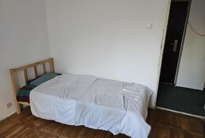 Apartament trei camere la intersectia Spitalului Judetean cu Girocului - 2