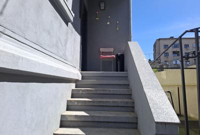 URGENT!, parter vila,INTRARE SEPARATA, CURTE, PARCARE, BIROU/COMERCIAL - 1