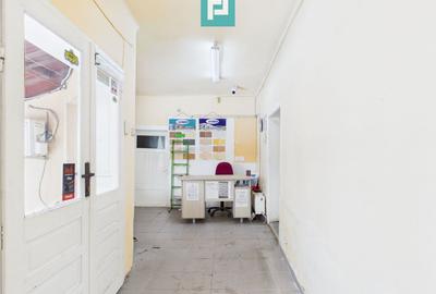 Spațiu central cu vad comercial - 6