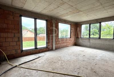 Casa 7 camere de vanzare in Salicea - 1