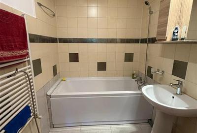 Apartament 3 camere DECOMANDAT, etaj 1,  Poitiers - Frumoasa - 7