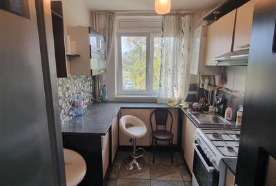 Apartament 3 camere - 58 mp, etaj 1 - Podu Ros - 8