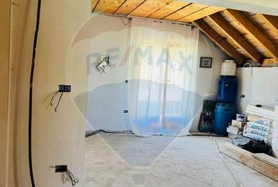 Casă / Vilă cu 5 camere de vânzare - 11