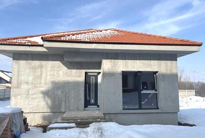 Casă individuală cu 3 camere în Micești