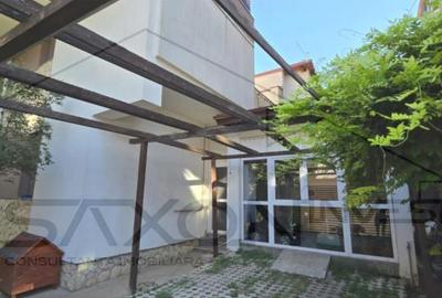 Vila individual, P 1 M-  Bucuresti Noi,  constructie modernă, 9 camere - 7