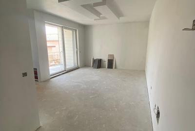 2 camere, 52 mp, 2 balcoane – partial finisat, perfect de amenajat - 3