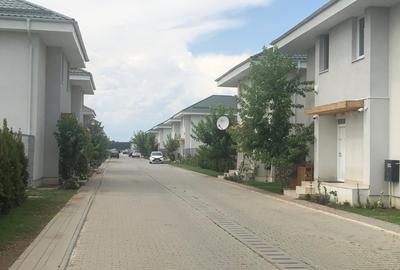 Complex,utilitati toate pe lot,asfalt,bariera,gard,la 15 min de MilitariResidenz - 6