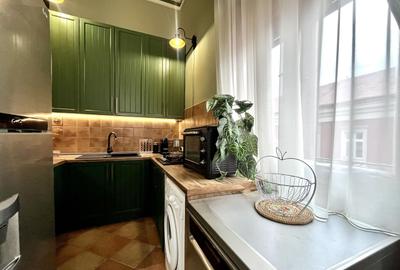 Apartament grandios cu vedere spectaculoasă spre Piața Libertății - 10