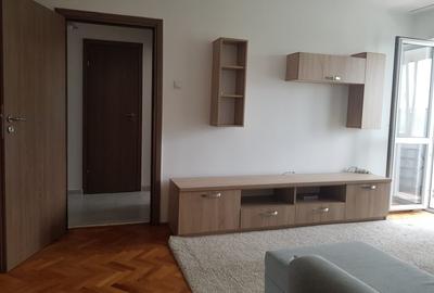 Inchiriere apartament 2 camere, renovat, Piata Sudului, 350 euro - 1