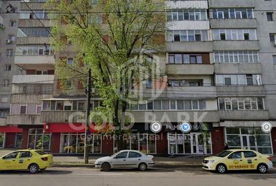 Spatiu Comercial - Iasi - Vitrina la Strada - Preluare Chiriasi - 4