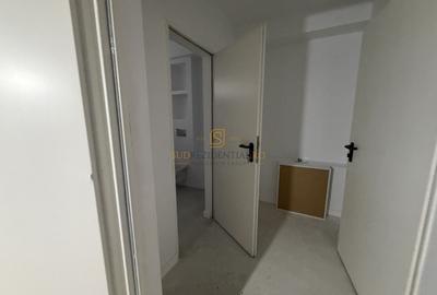 Spatiu Comercial de inchiriat, Soseaua Oltenitei, Piata Sudului, Sect4 - 6