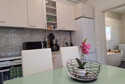 Oportunitate!Apartament de lux,42mp utili plus parcare,117 500euro. - 16