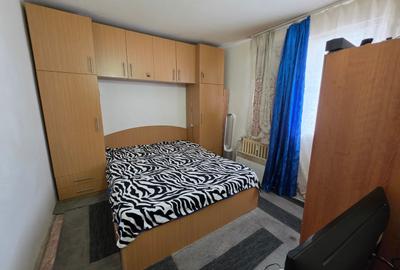 1 Decembrie 1918, Trapezului intersectie Prevederii, 3 minute metrou - 7