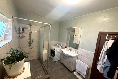 Casă individuală, complet mobilată și utilată, teren generos – zonă liniștită - 15