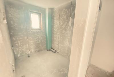 Duplex cu 4 camere si mansarda. Curte 250 mp. Comision 0 - 18