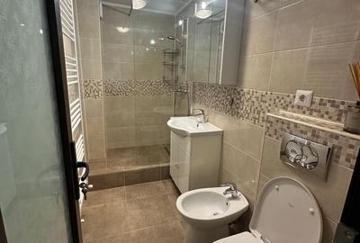 De vanzare Apartament 3 camere 13 Septembrie - 14