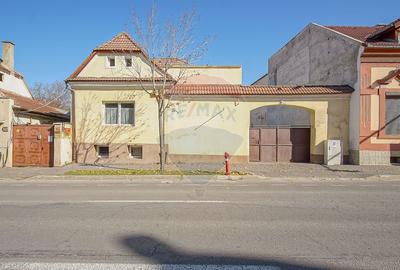 Casă individuală cu 7 camere în Brașovul Vechi