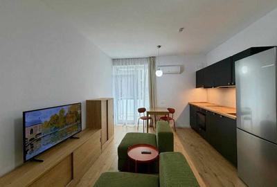 La VIVALIA GRAND-central-la 10 minute Punctele Cardinale si Facultatea Medicina - 1